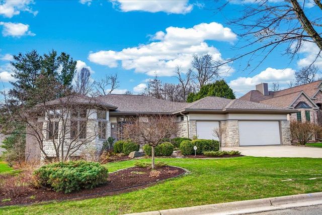 38 Hawk Feather Circle, Madison, WI 53717