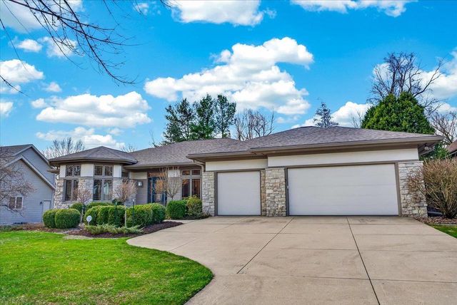38 Hawk Feather Circle, Madison, WI 53717