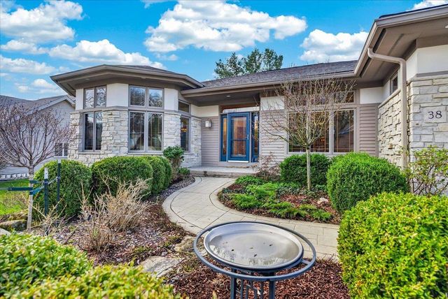 38 Hawk Feather Circle, Madison, WI 53717