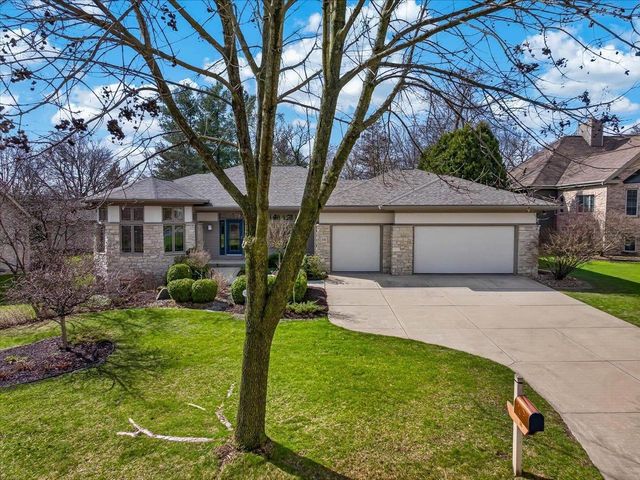 38 Hawk Feather Circle, Madison, WI 53717