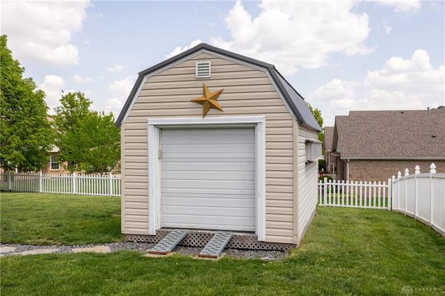 2014 Clearstream Way 2014 Clearstream Way, Englewood, OH 45322