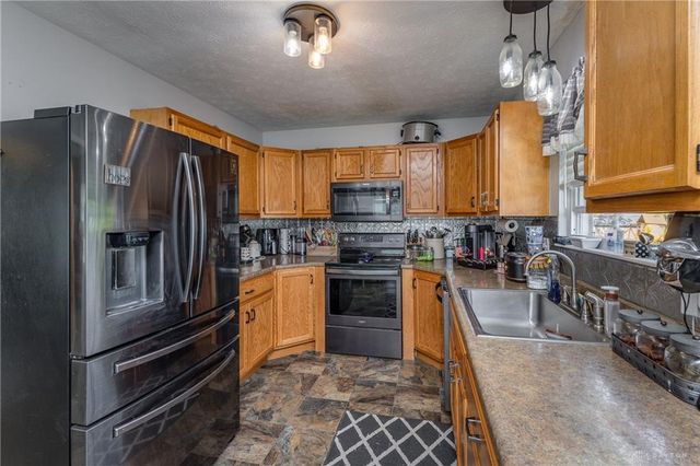 2014 Clearstream Way 2014 Clearstream Way, Englewood, OH 45322
