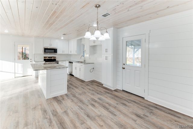 2803 25th Avenue, Northport, AL 35476