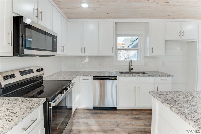 2803 25th Avenue, Northport, AL 35476