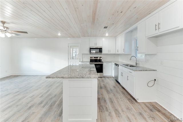 2803 25th Avenue, Northport, AL 35476