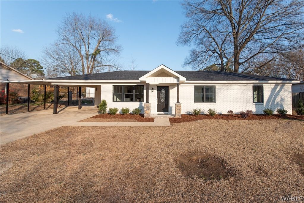 2803 25th Avenue, Northport, AL 35476