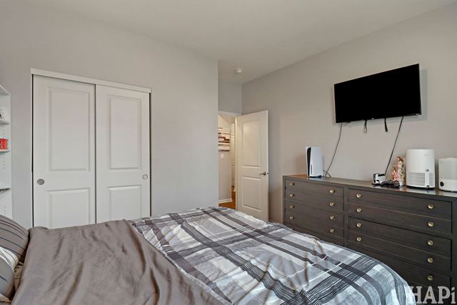 1200 Redtail Circle, Woodstock, IL 60098