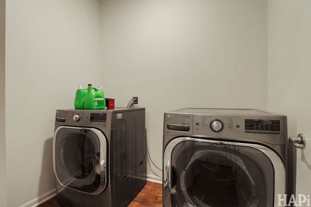 1200 Redtail Circle, Woodstock, IL 60098