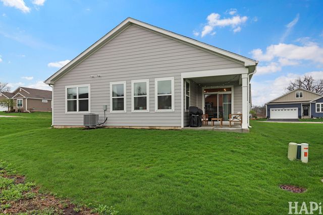 1200 Redtail Circle, Woodstock, IL 60098