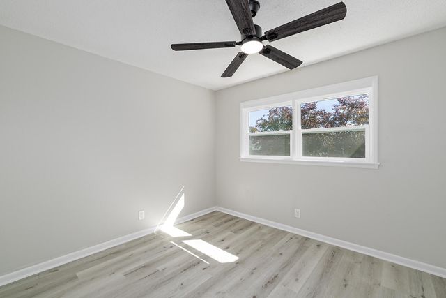 1925 Barrett Drive, Fort Oglethorpe, GA 30742