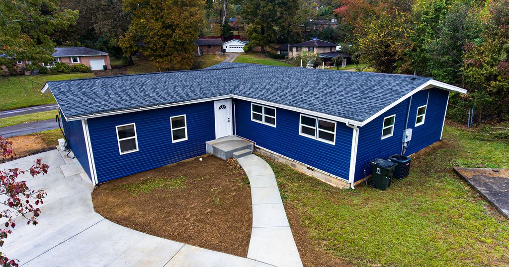 1925 Barrett Drive, Fort Oglethorpe, GA 30742