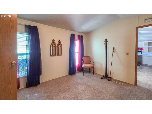 1200 E CENTRAL Ave 128, Sutherlin, OR 97479