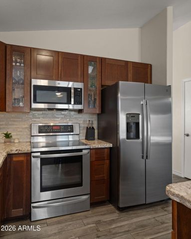4820 E MELINDA Lane, Phoenix, AZ 85054