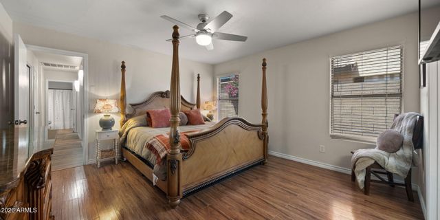 4820 E MELINDA Lane, Phoenix, AZ 85054