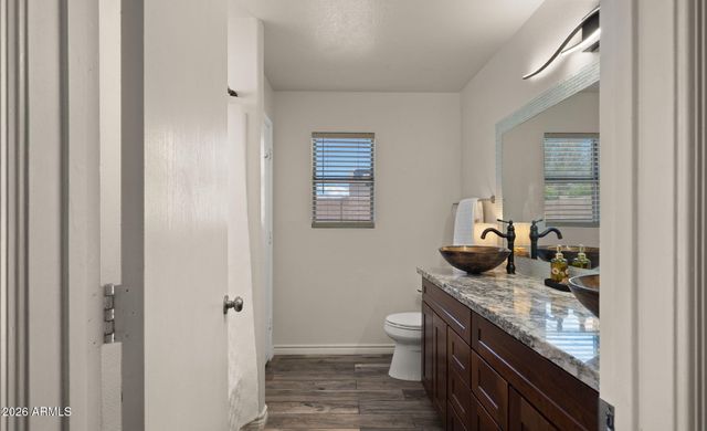 4820 E MELINDA Lane, Phoenix, AZ 85054