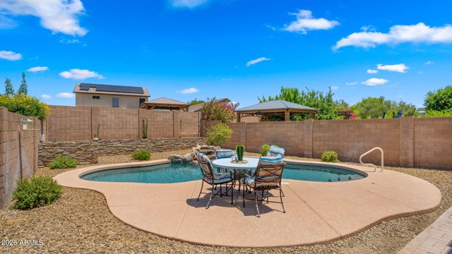 4820 E MELINDA Lane, Phoenix, AZ 85054