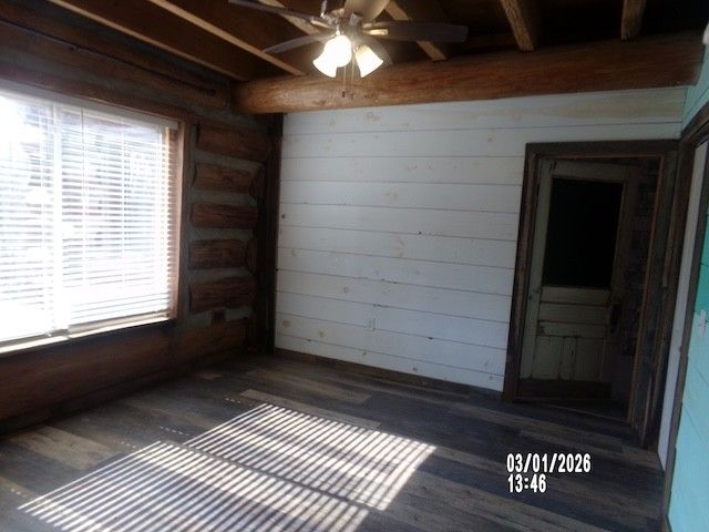 1118 Pee Dee Branch Rd, Cottontown, TN 37048