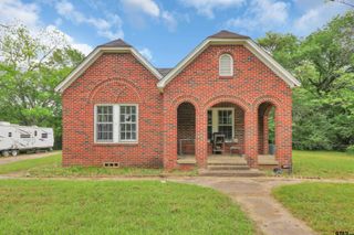 449 Crockett Street, Rusk, TX 75785