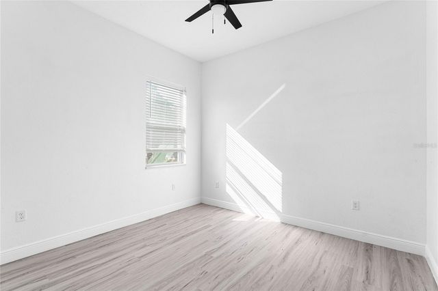 1421 35TH STREET S, St Petersburg, FL 33711