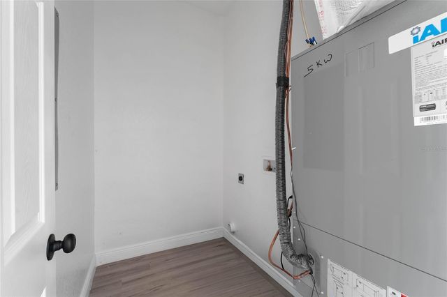 1421 35TH STREET S, St Petersburg, FL 33711