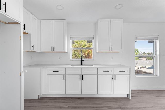 1421 35TH STREET S, St Petersburg, FL 33711