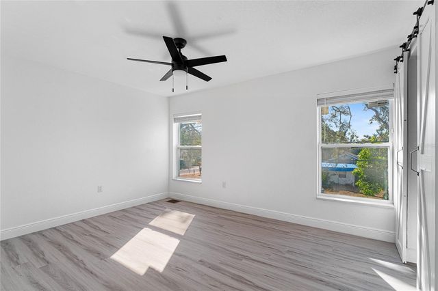 1421 35TH STREET S, St Petersburg, FL 33711