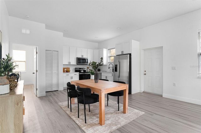 1421 35TH STREET S, St Petersburg, FL 33711