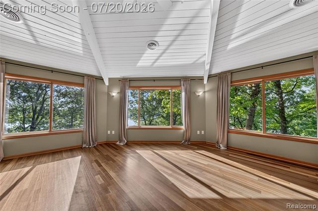 8516 Thendara Boulevard, Clarkston, MI 48348