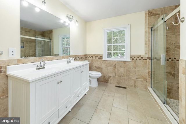 160 W HOLLY AVE, Pitman, NJ 08071