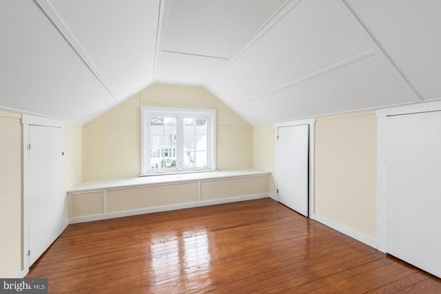 160 W HOLLY AVE, Pitman, NJ 08071
