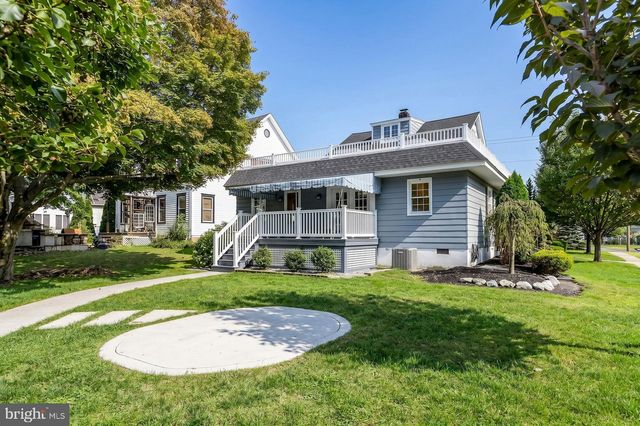 160 W HOLLY AVE, Pitman, NJ 08071