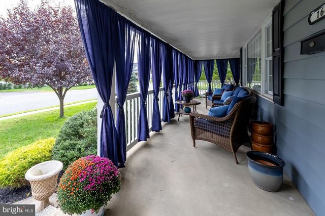 160 W HOLLY AVE, Pitman, NJ 08071