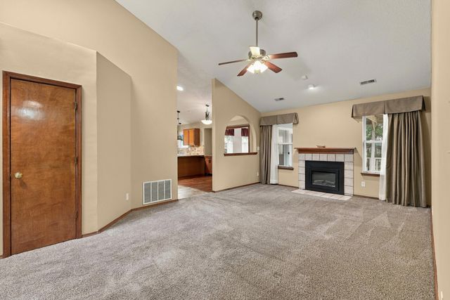 1515 WHITBURN DR, Columbia, MO 65203