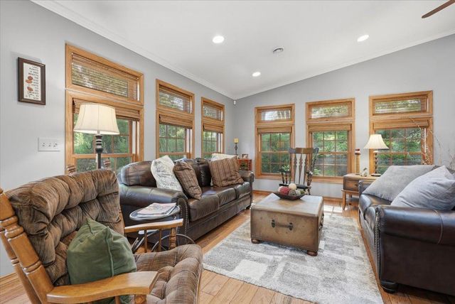2432 73rd Court E, Inver Grove Heights, MN 55076