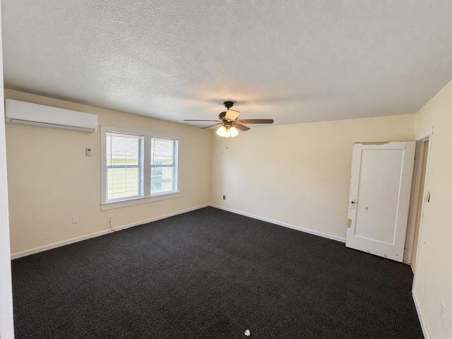 113 W Lobit Street, Baytown, TX 77520