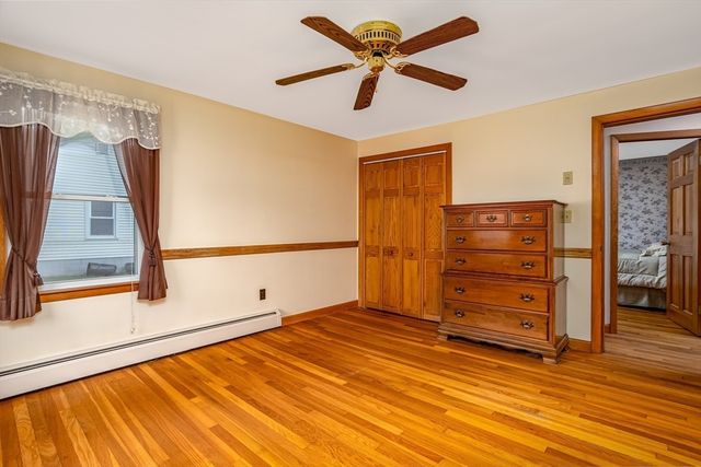 52 Alice Ave, Fitchburg, MA 01420