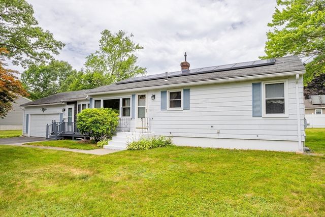 52 Alice Ave, Fitchburg, MA 01420