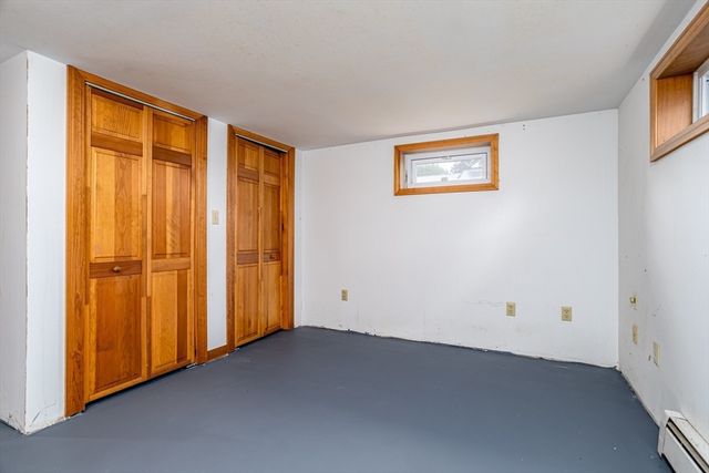 52 Alice Ave, Fitchburg, MA 01420