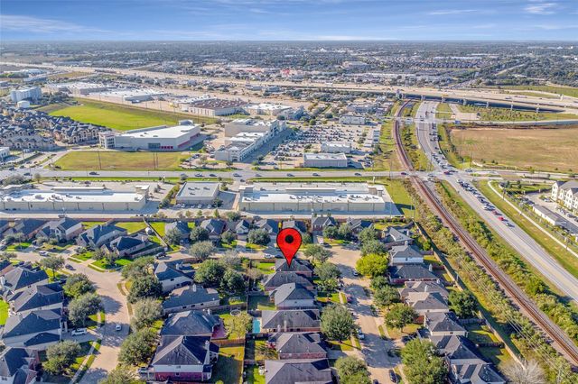 7510 Summerdale Drive, Rosenberg, TX 77469