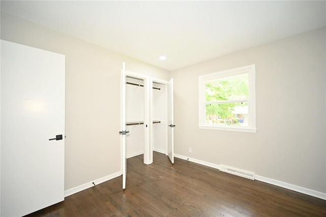 1710 NE 68th Street, Kansas City, MO 64118