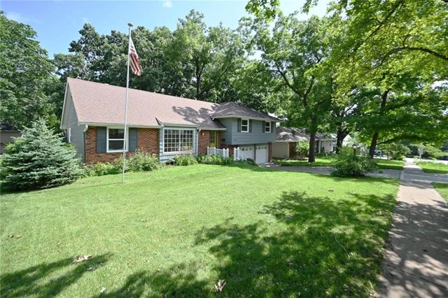 1710 NE 68th Street, Kansas City, MO 64118