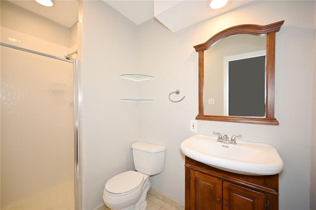 1710 NE 68th Street, Kansas City, MO 64118