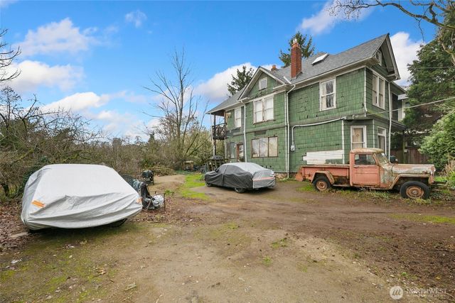 333 17th Avenue, Seattle, WA 98122