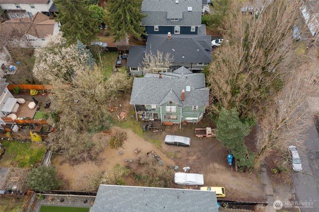 333 17th Avenue, Seattle, WA 98122