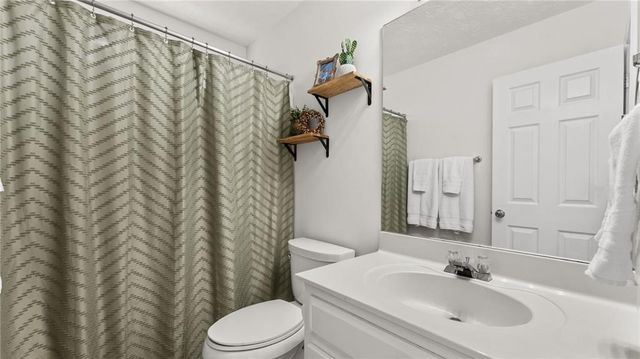 1086 Fieldstone Drive, Canton, GA 30114