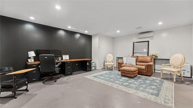 1086 Fieldstone Drive, Canton, GA 30114