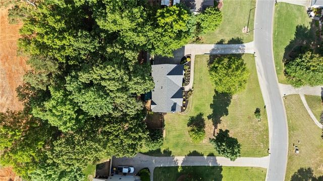 1086 Fieldstone Drive, Canton, GA 30114