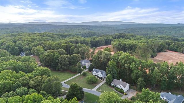 1086 Fieldstone Drive, Canton, GA 30114