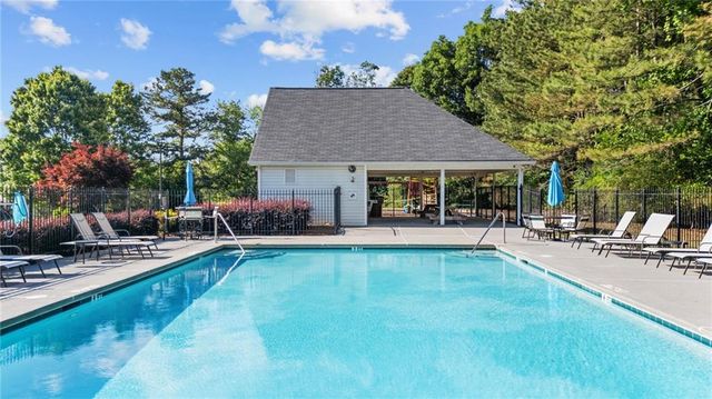 1086 Fieldstone Drive, Canton, GA 30114