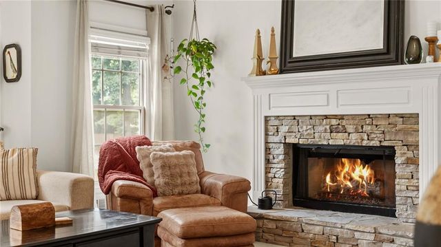 1086 Fieldstone Drive, Canton, GA 30114